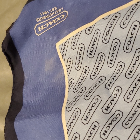 Scarf - Picture 10 of 10